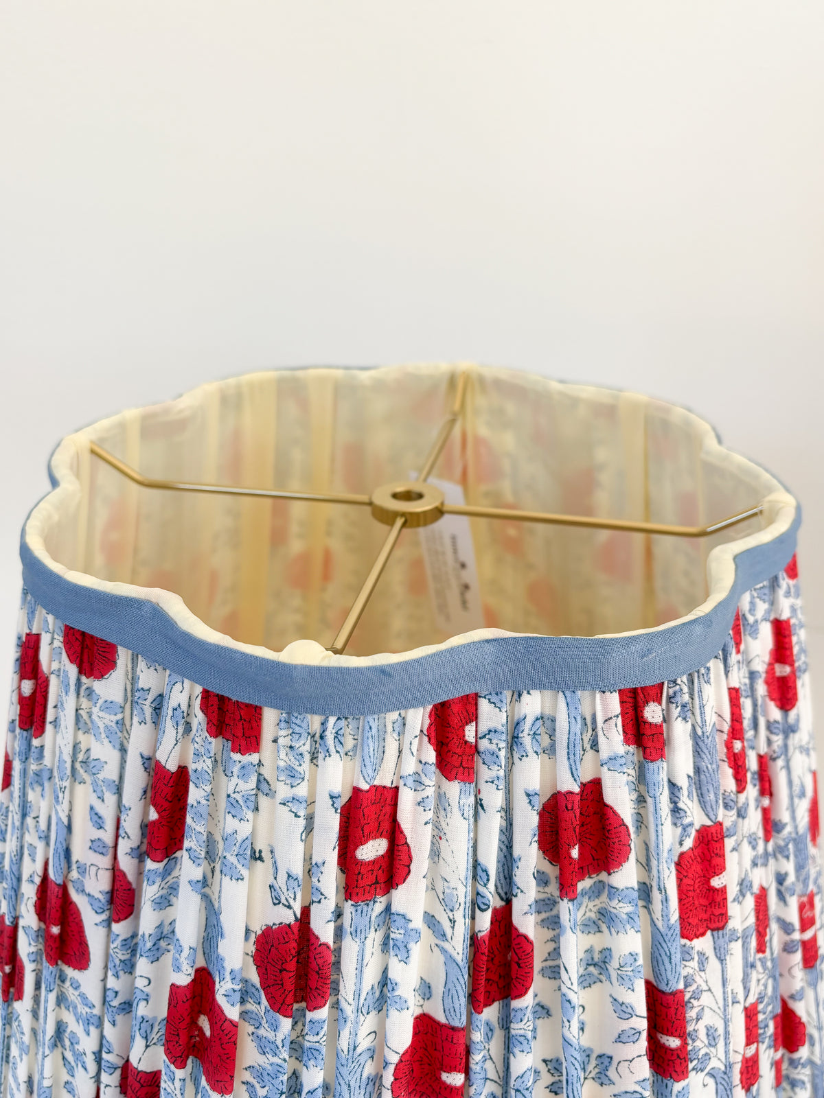 Pleated Floral Scalloped Lampshade in Red, Blue & Ivory